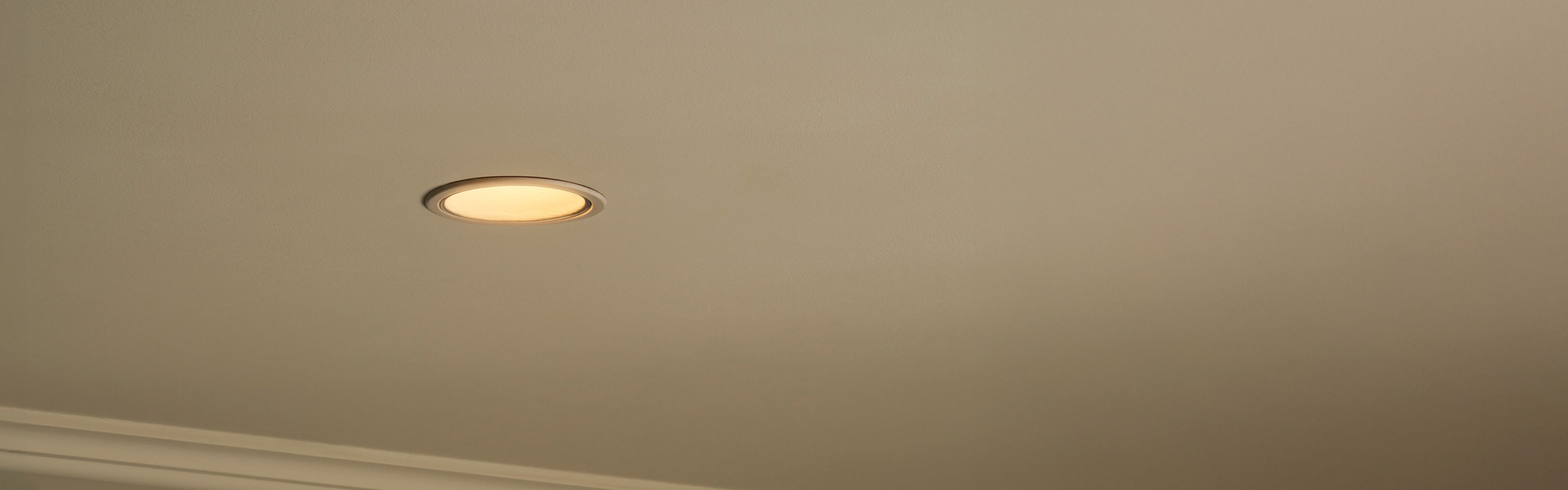 Paintable downlights